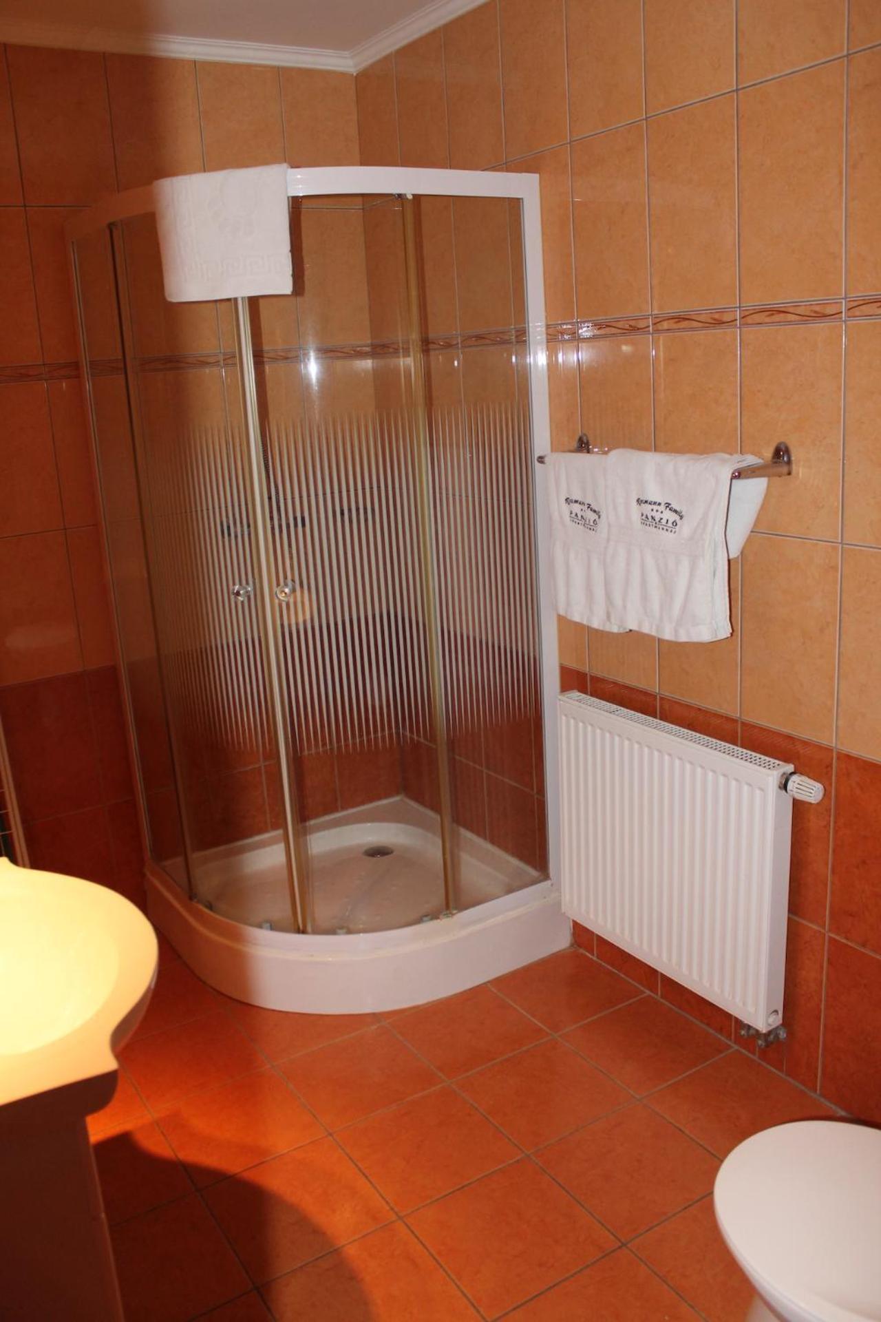 Rozmann Family Panzio & Apartmanhaz Sarvar Luaran gambar